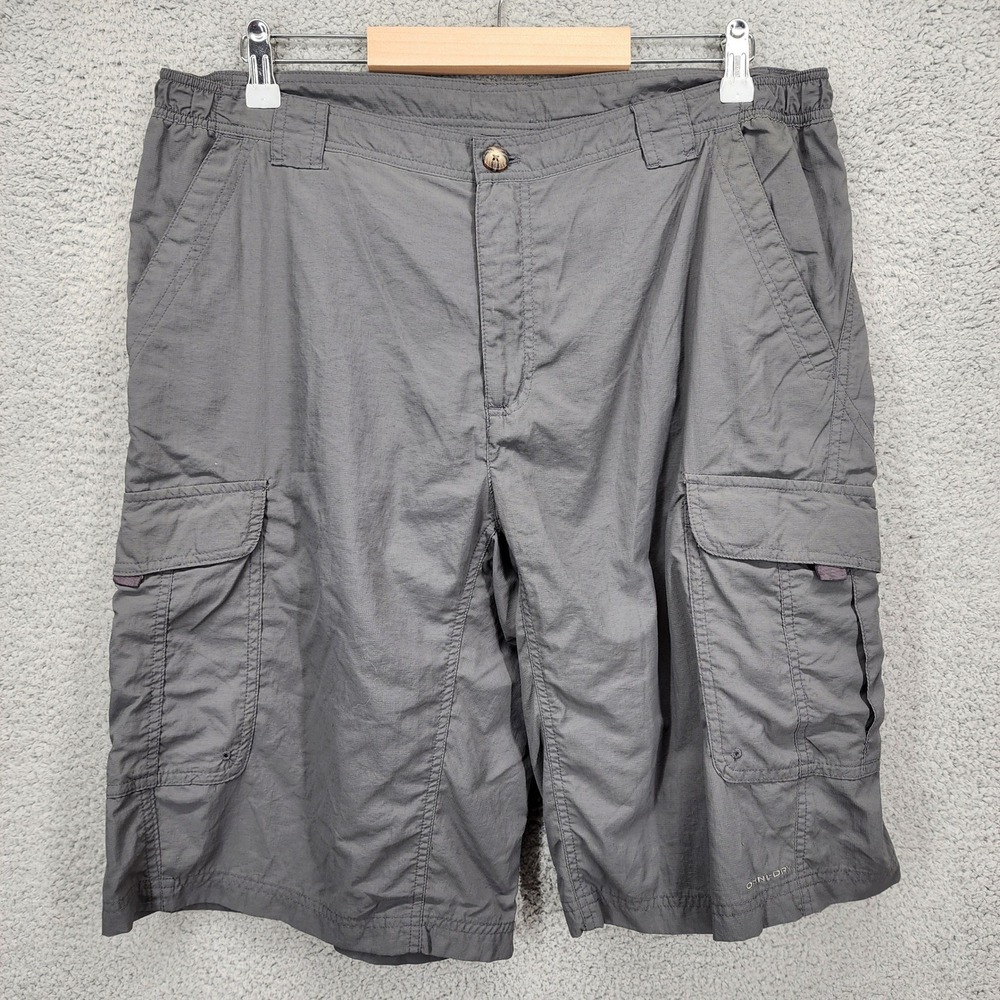 Columbia Titanium Mens Gray Cargo Shorts Omni-Dry Nylon Ripstop Size Large